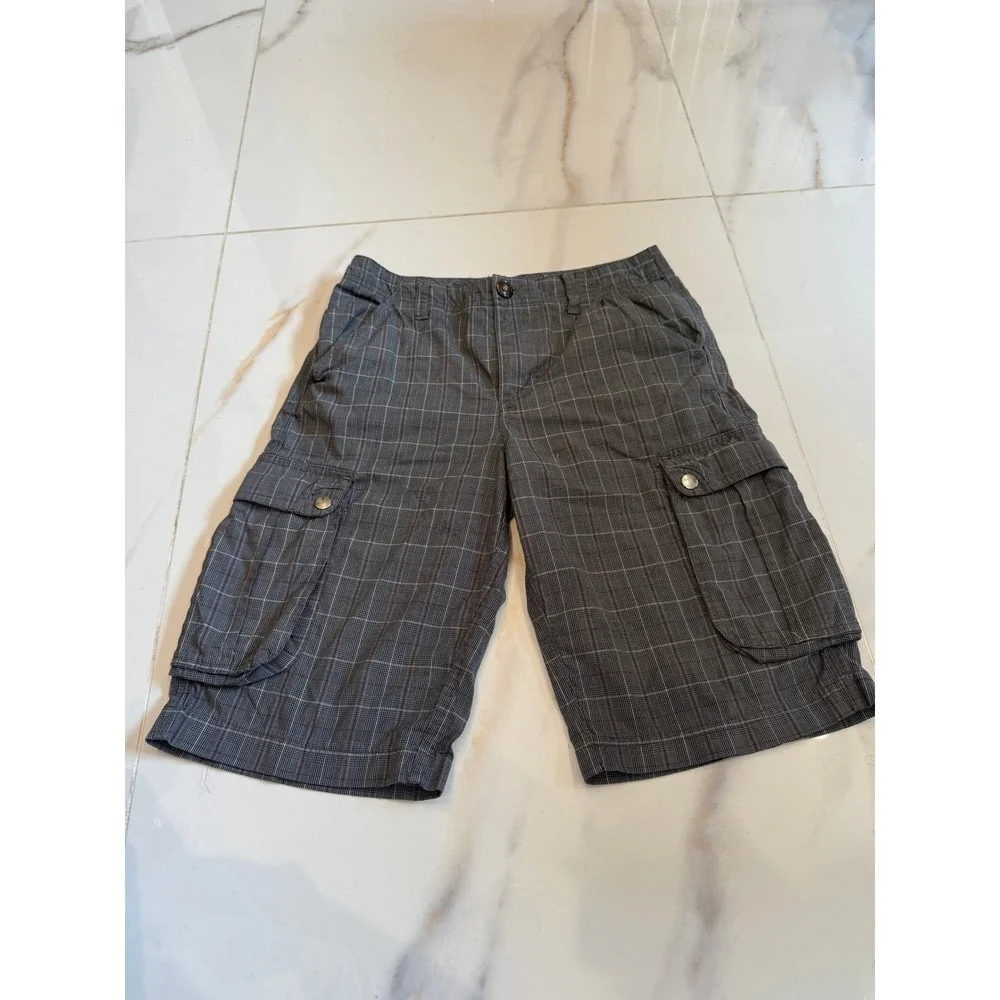 Epic Threads Mens Grey Plaid Cargo Shorts Size 14 Multi Pocket Casual WPL8046